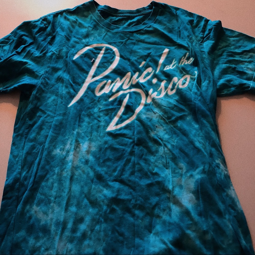 ☆ traded ☆ P!ATD shirt